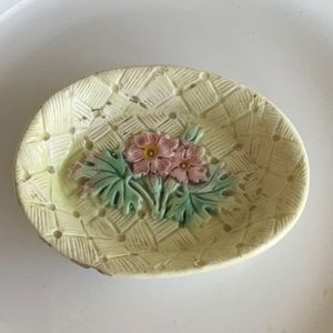 Vintage majolica dish
